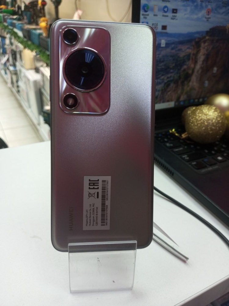 Смартфон Huawei Nova Y63 6\128