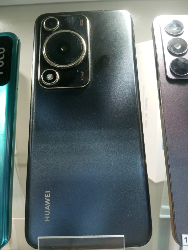 Смартфон Huawei Nova Y72 8\128