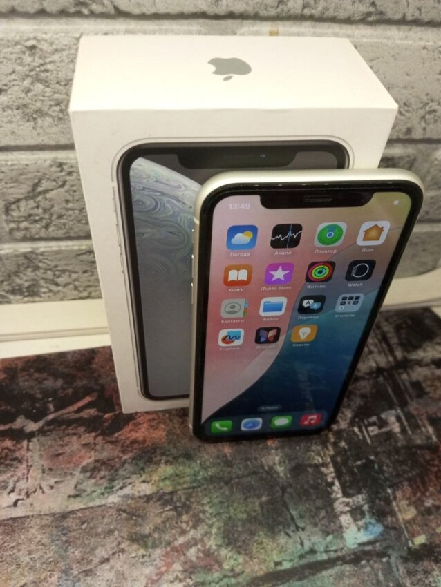 Смартфон iPhone XR 64 Gb