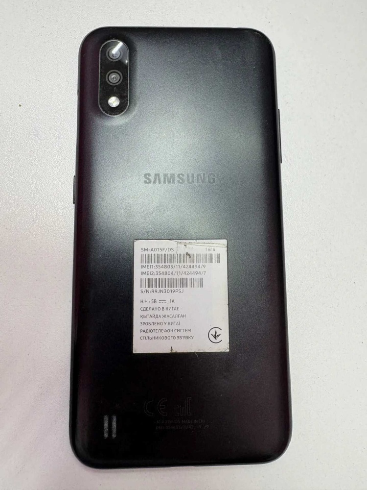 Смартфон Samsung A01